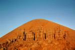 Nemrut Dagi-il tumulo.jpg